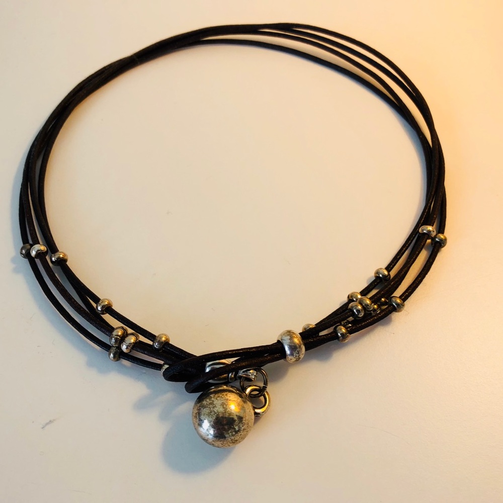 leather necklace - Picture 2 of 2